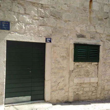 Cosy In The Center Of *